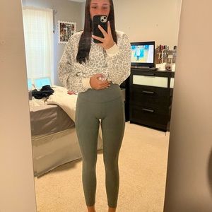 90 degree green/dark green leggings